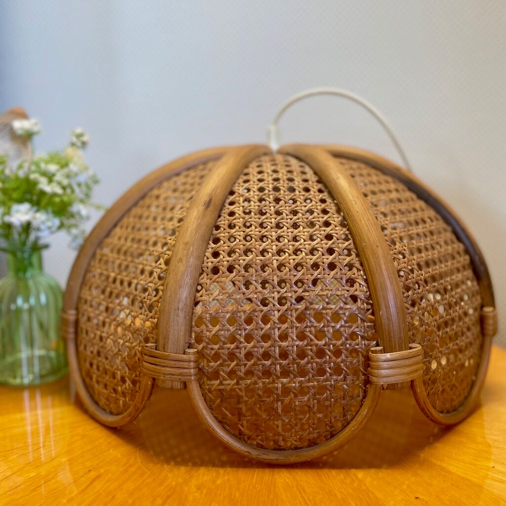 Vintage rattan pendant lamp