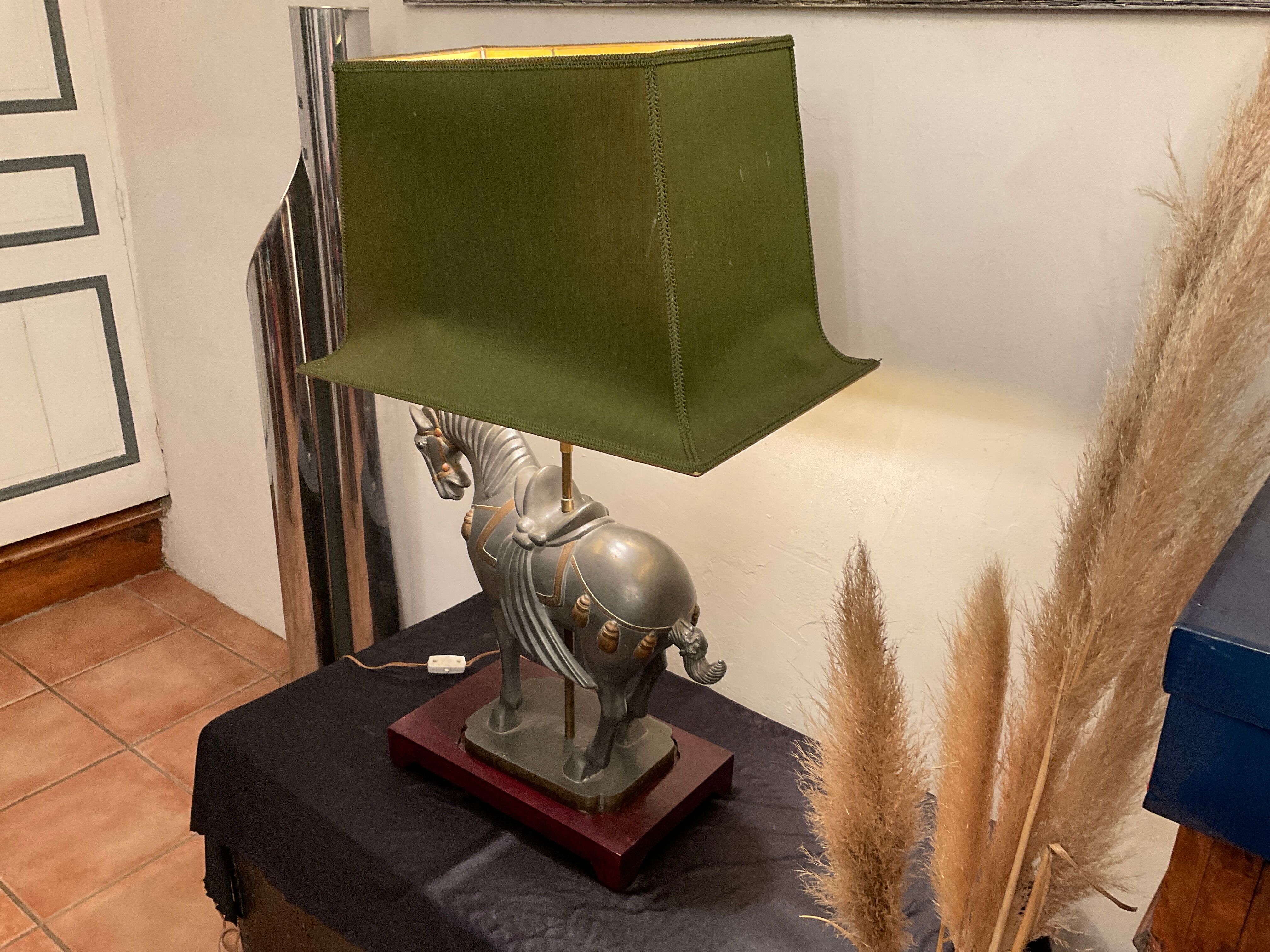 Large vintage horse plight in tin, H103 cm