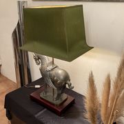 Lampe vintage cheval  en étain