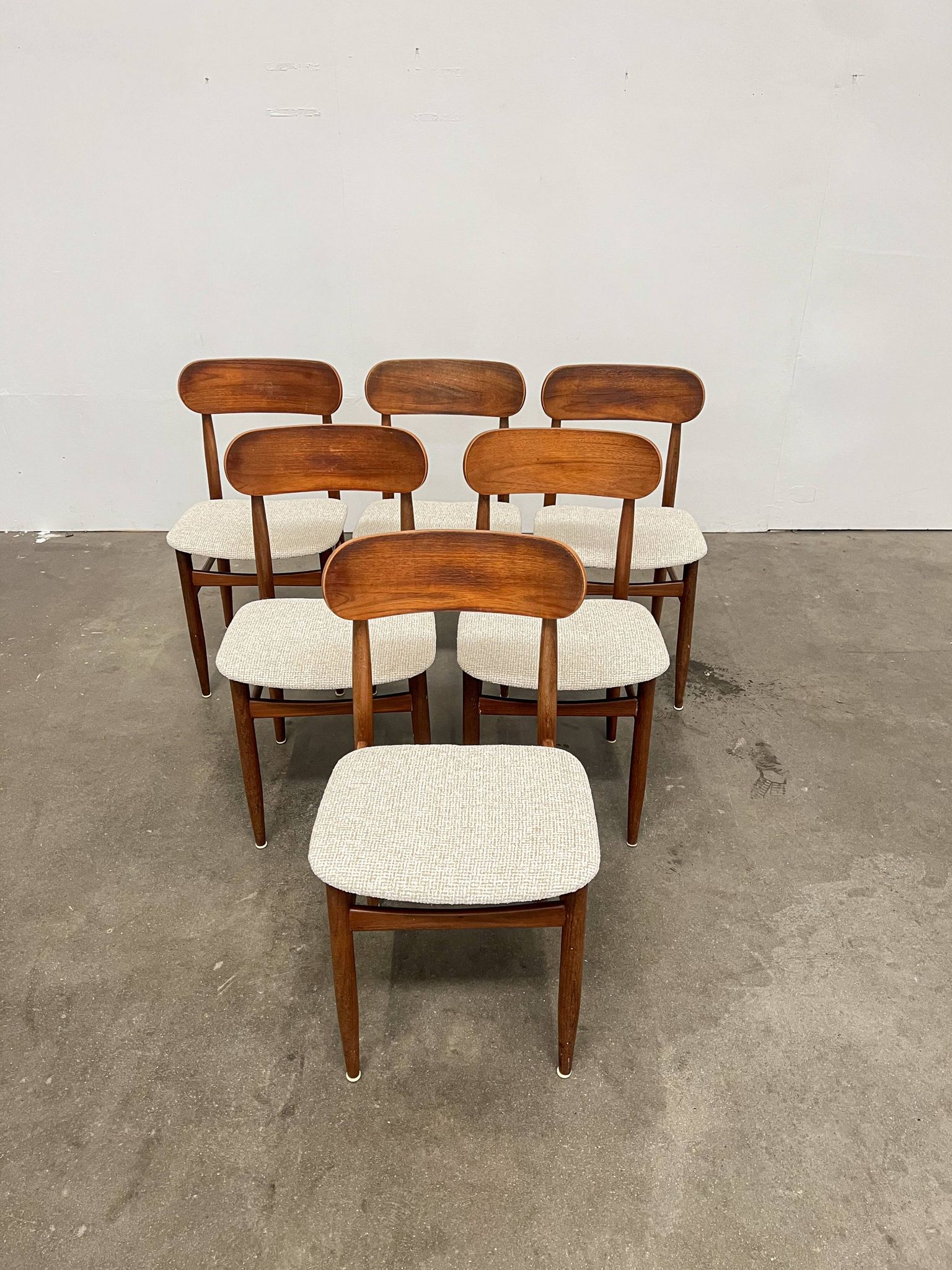Set of 6 Scandinavian design chairs, ecru seats - price per piece
