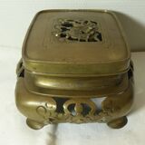 Repose pied asiatique en bronze