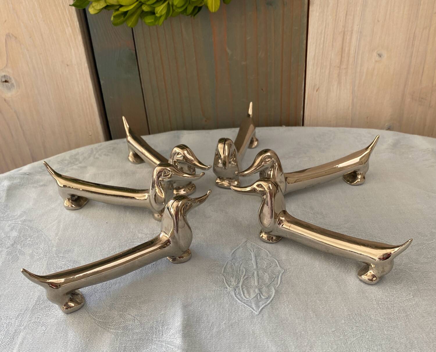 Set of 6 vintage V. Bugatti dachshund knife holders