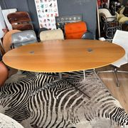Florence Knoll Oval Desk Table for Knoll International circa 1980