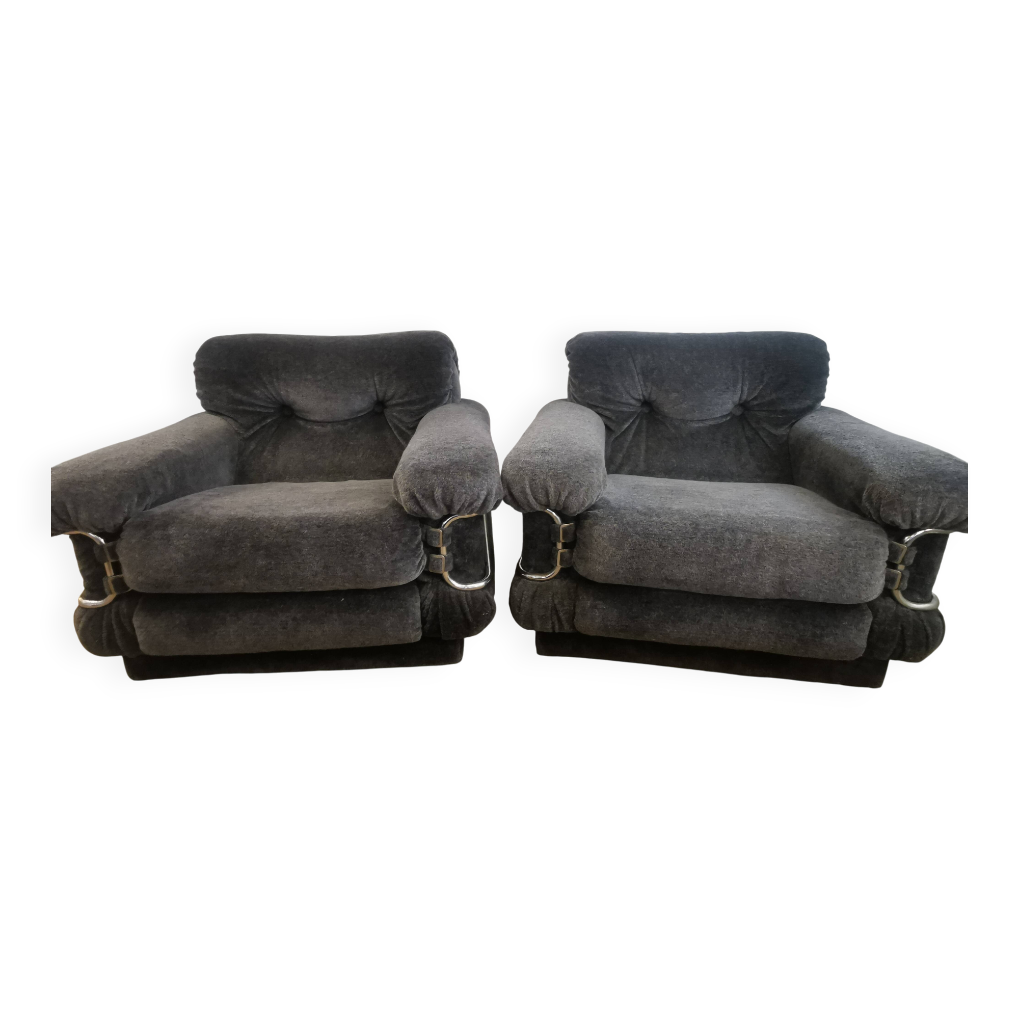 Pair of vintage italian design armchairs from the 70s