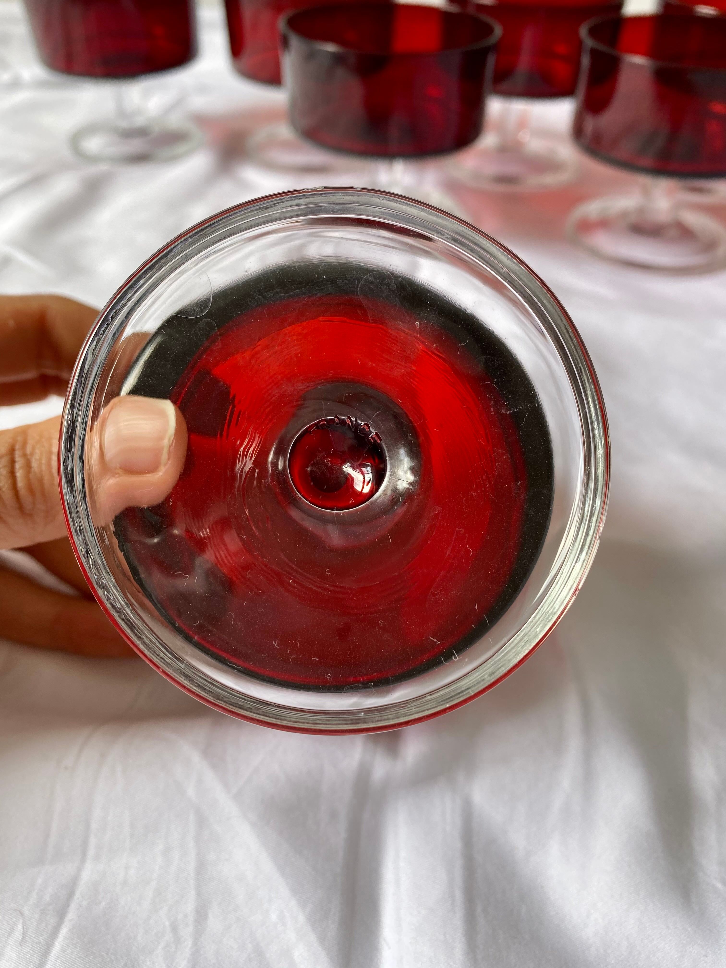 Luminarc champagne glasses