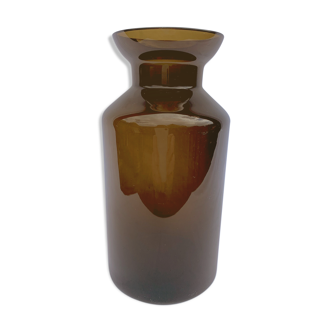 Bronze-coloured flask