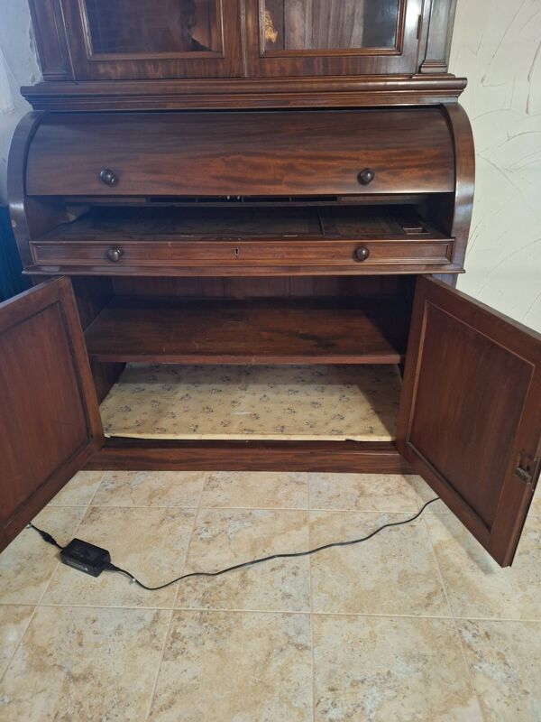 Bureau, scriban anglais avec bibliothèque vitrée