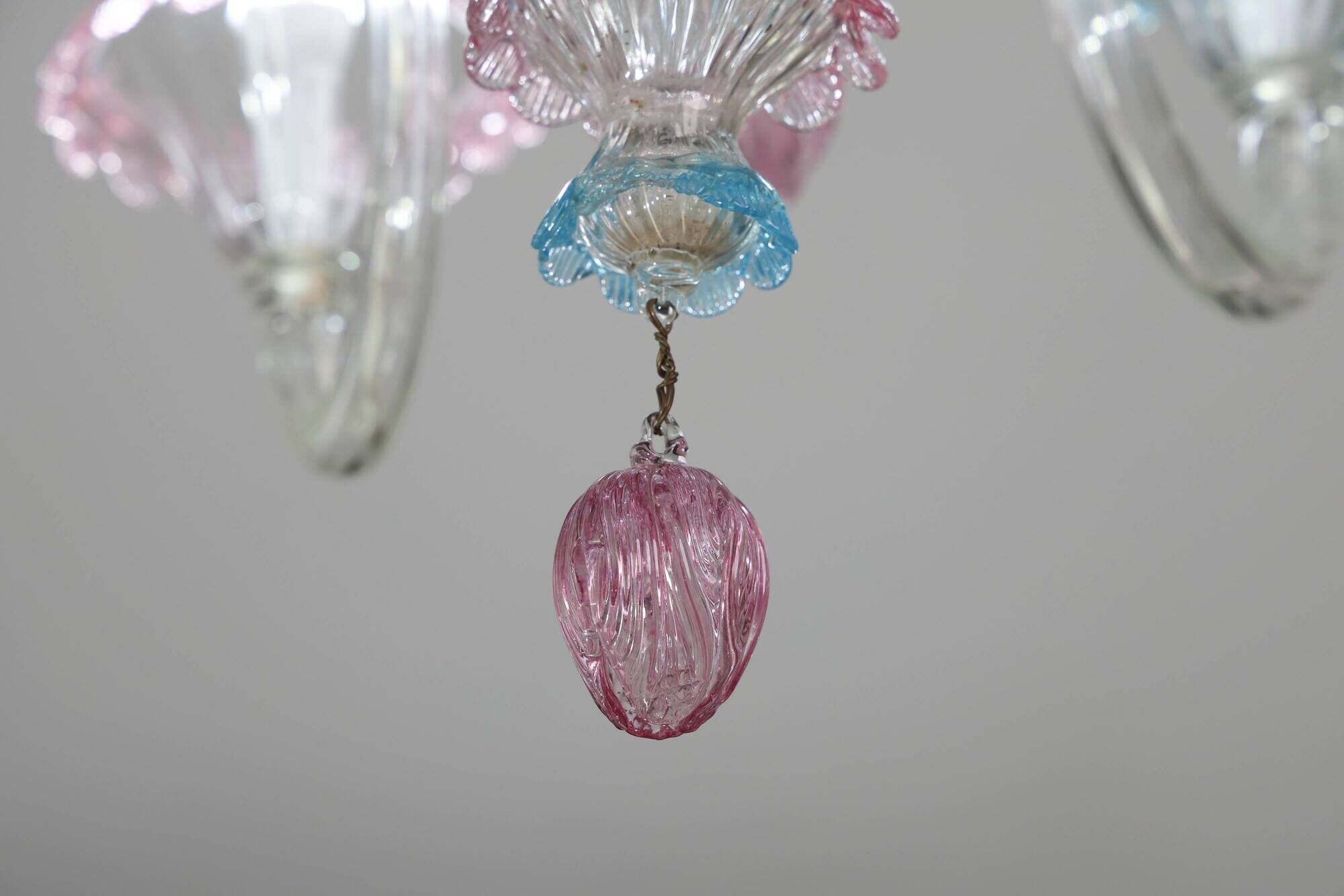 "Amsterdam" Large Size Vintage Pink and Blue Tulip Murano Glas Chandelier,