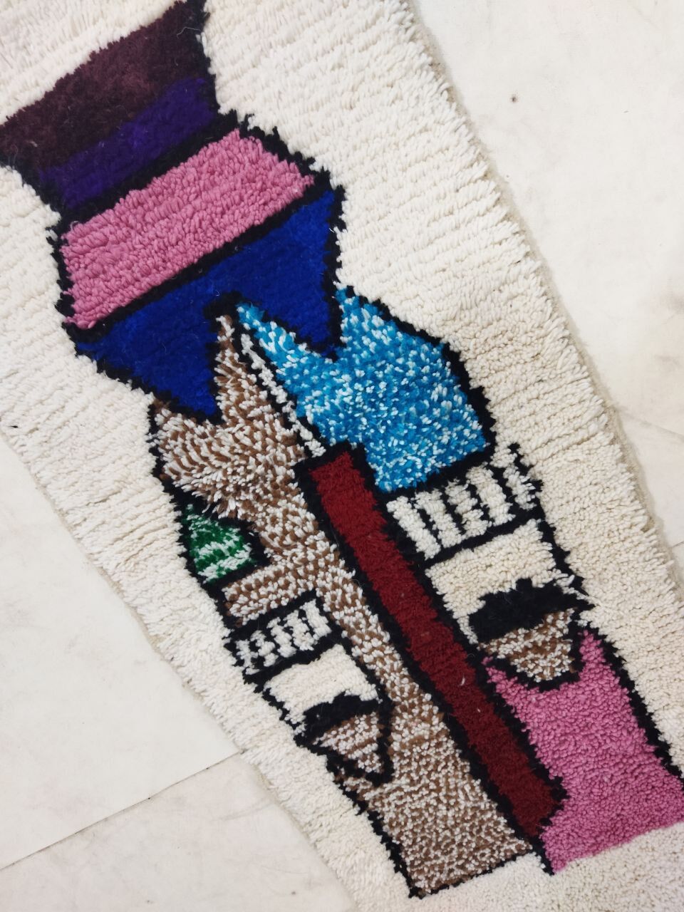 Moroccan berbere carpet 175x66cm