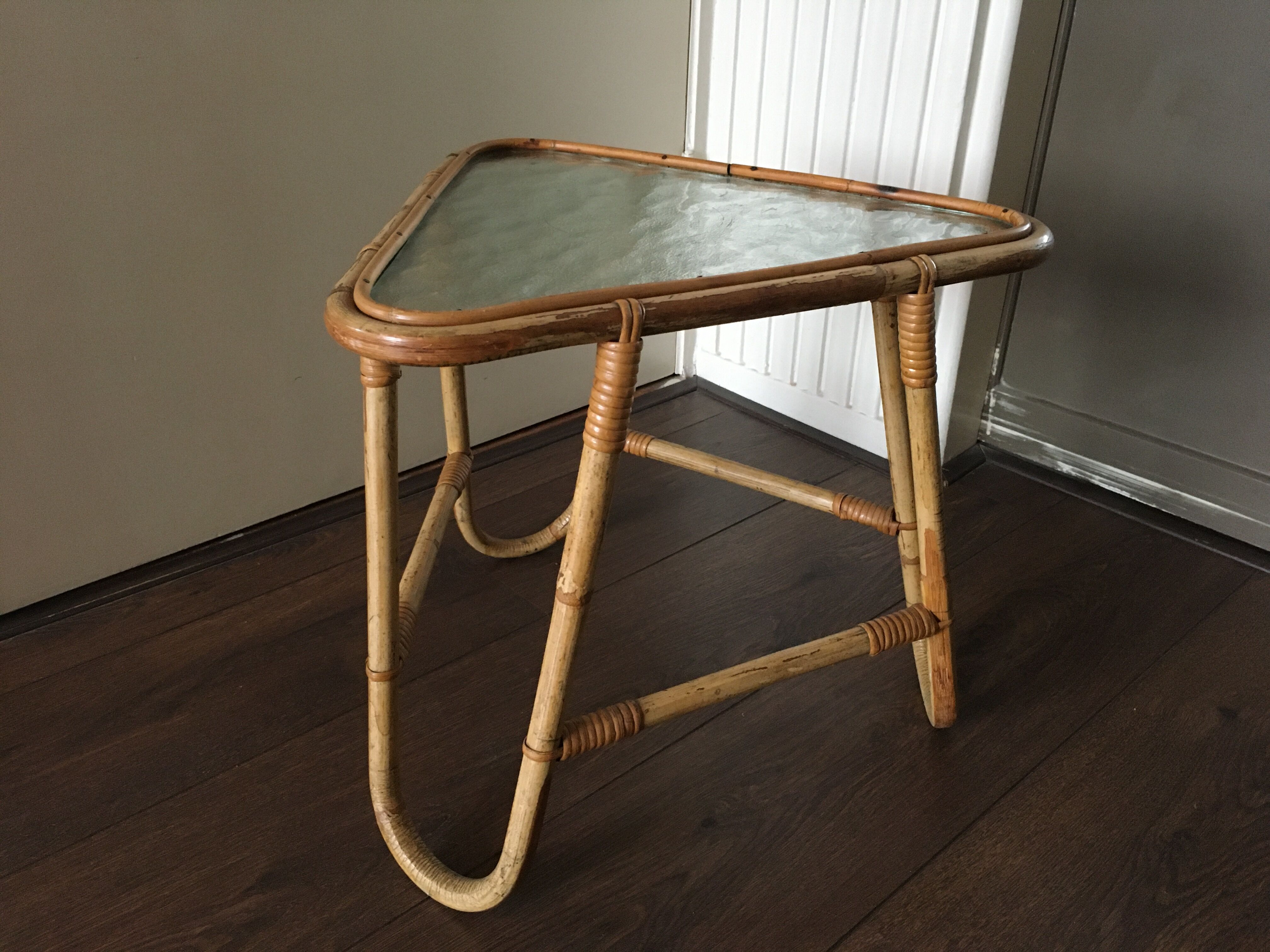 Table d'appoint en rotin et verre de Rohé Noordwolde, années 1950
