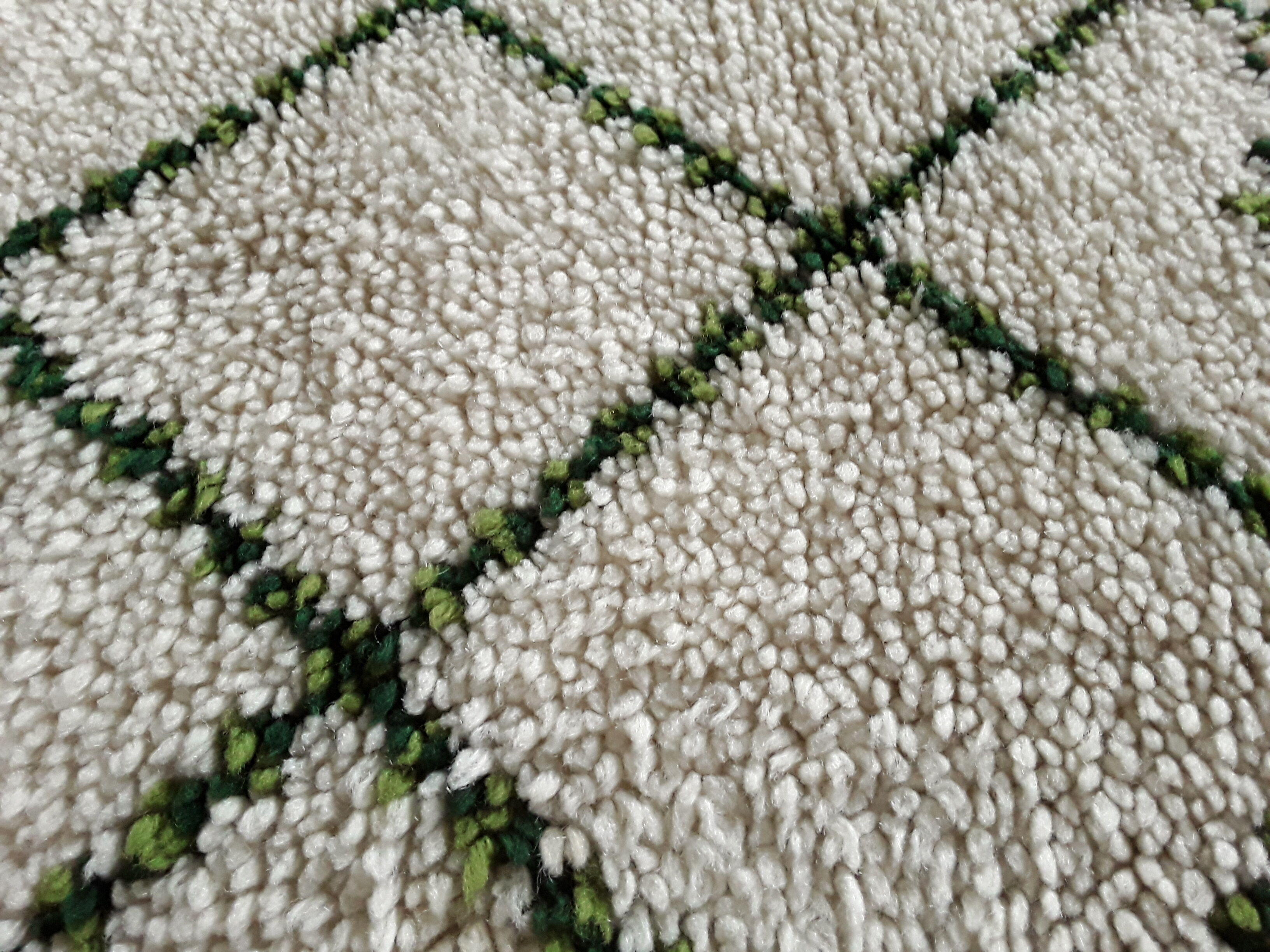 Pure wool vintage carpet