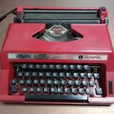 Typewriter olympia typing s garnet