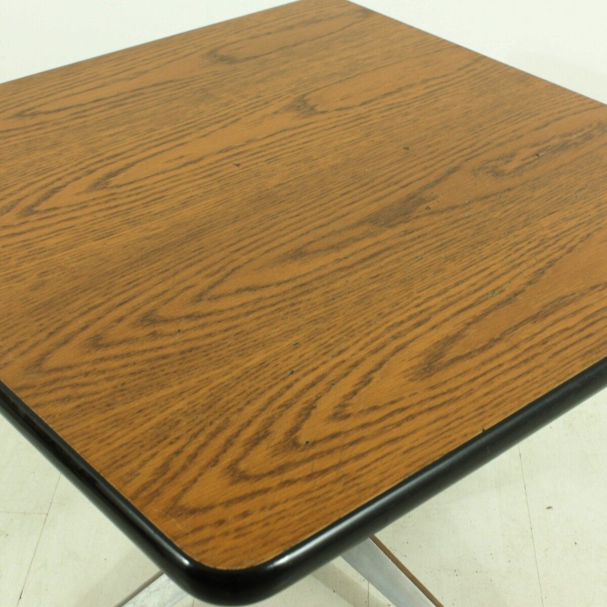 4 star coffee table by Charles and Ray Eames for Vitra