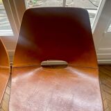Chair "Tonneau" Pierre Guariche in leather