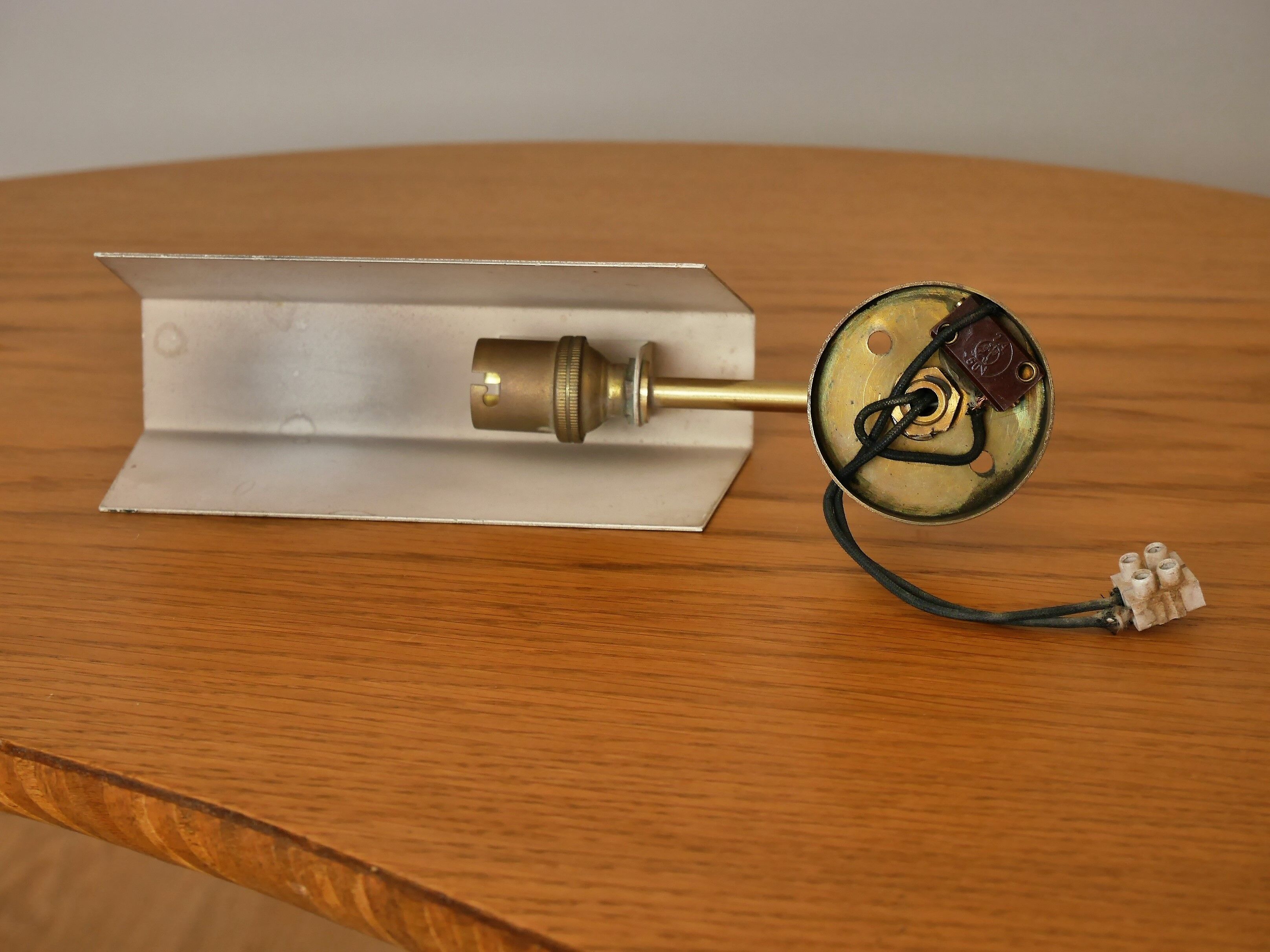 Wall light brass and black years reflector 50