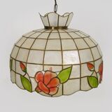 grande suspension, lustre en nacre et laiton, vintage, luminaire ancien. Années 70