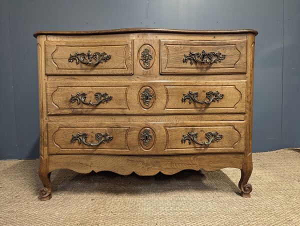 Commode d'époque Louis XIV en chêne