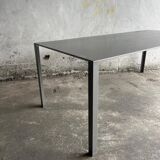 Grand 'Less' grey powder-coated aluminium dining table by Jean Nouvel for Tecno, minimalist 1990s