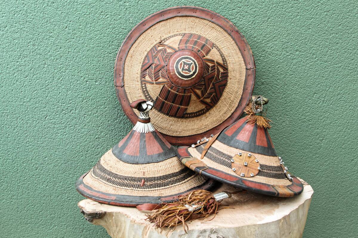 Lot of 3 straw and leather hats, Fulani people, Mali
