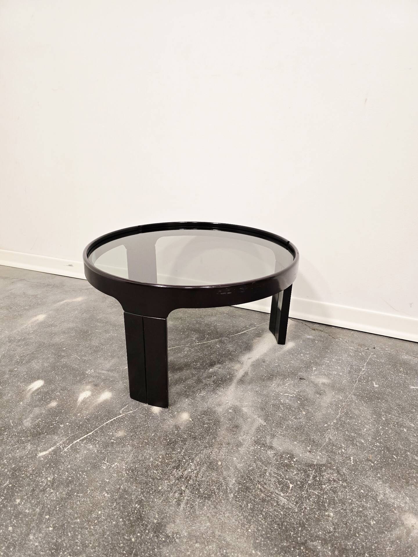 1970s Mid-Century Modern Black Coffee Table with Smoked Glass Top