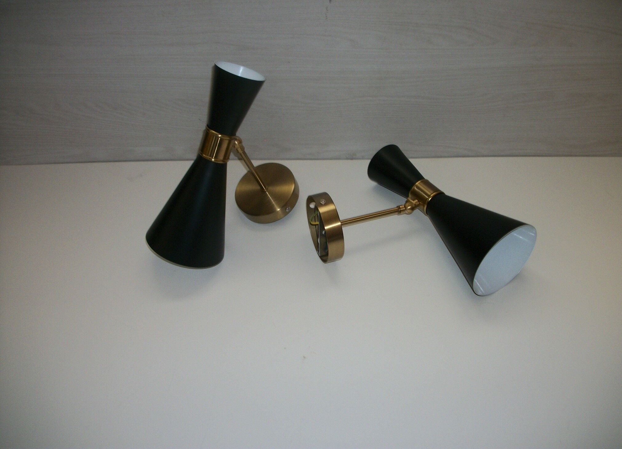 Pair of Italian wall sconces
