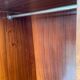 Armoire en placage de noyer restaurée d'influence Art Déco, années 1930