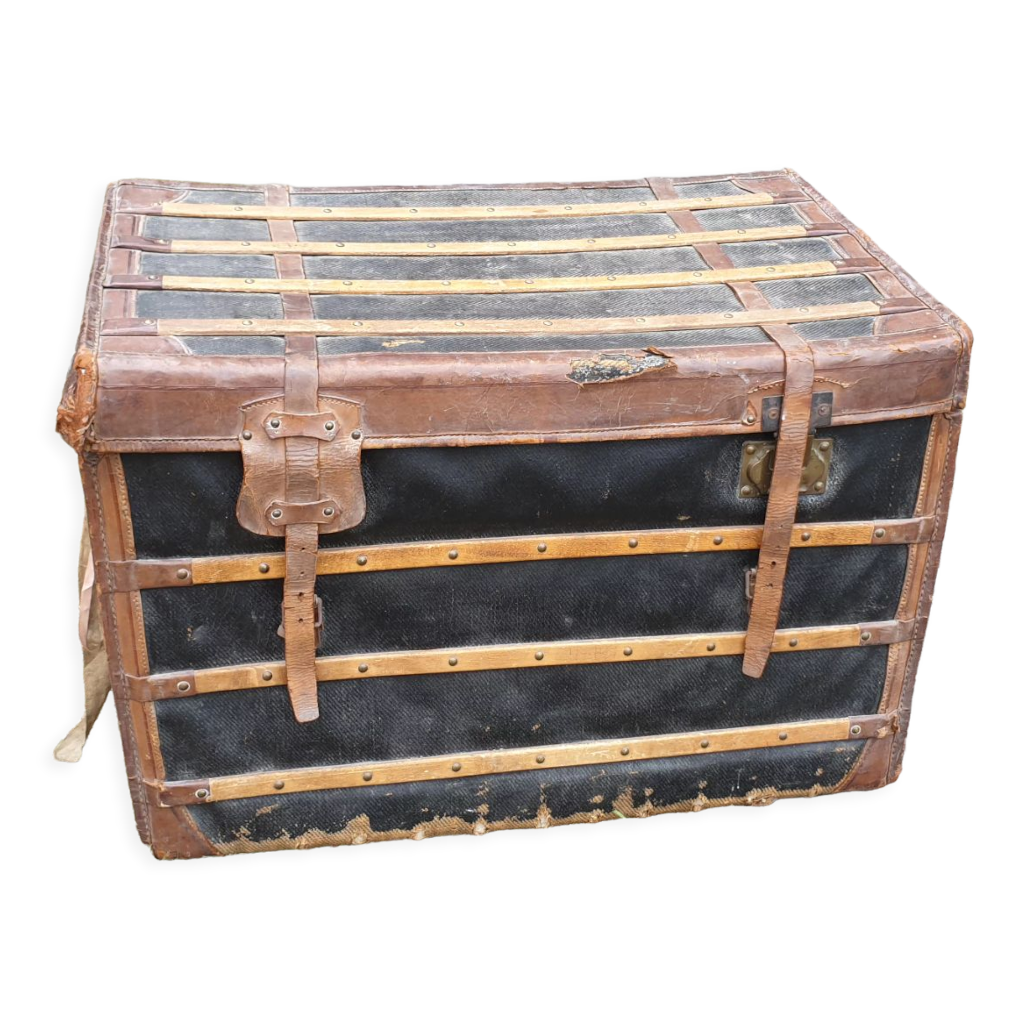 Late 19th century travel trunk