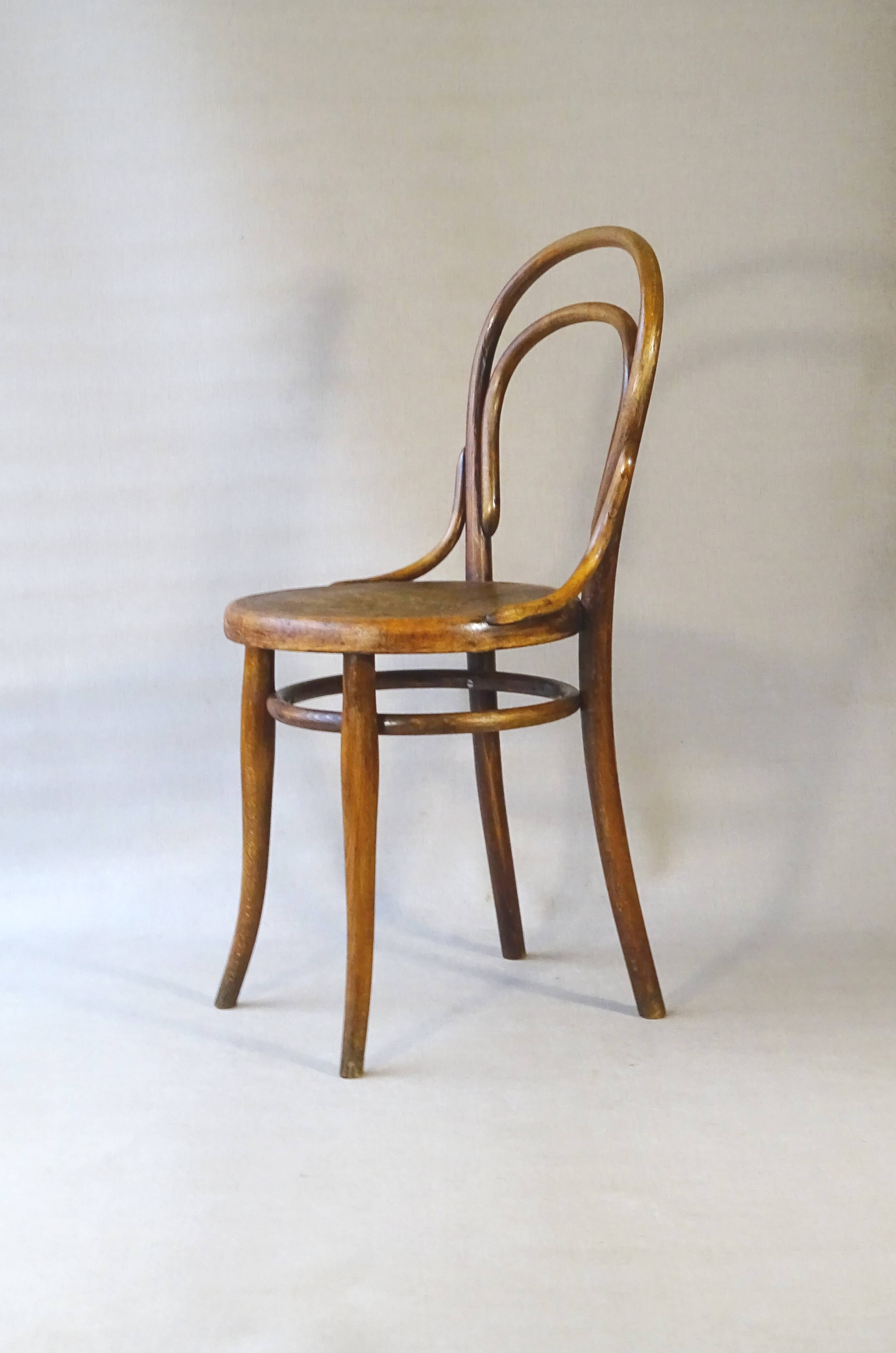 THONET bistro chair N°14 - 1/2 - Ca 1900, wooden seat