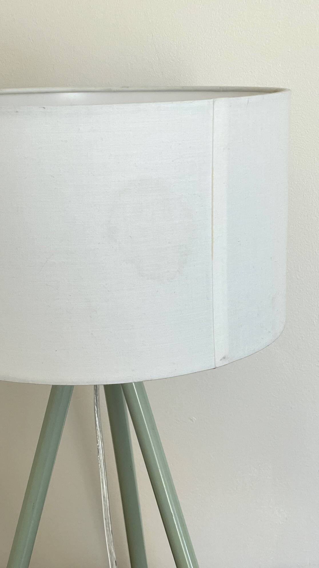 90s Green Metal Tripod Lamp