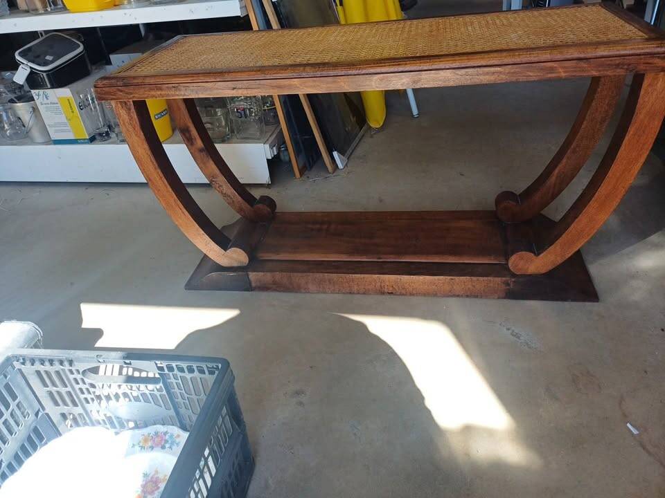 Table console Art Déco en bois et cannage