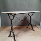 Bistro table in white marble