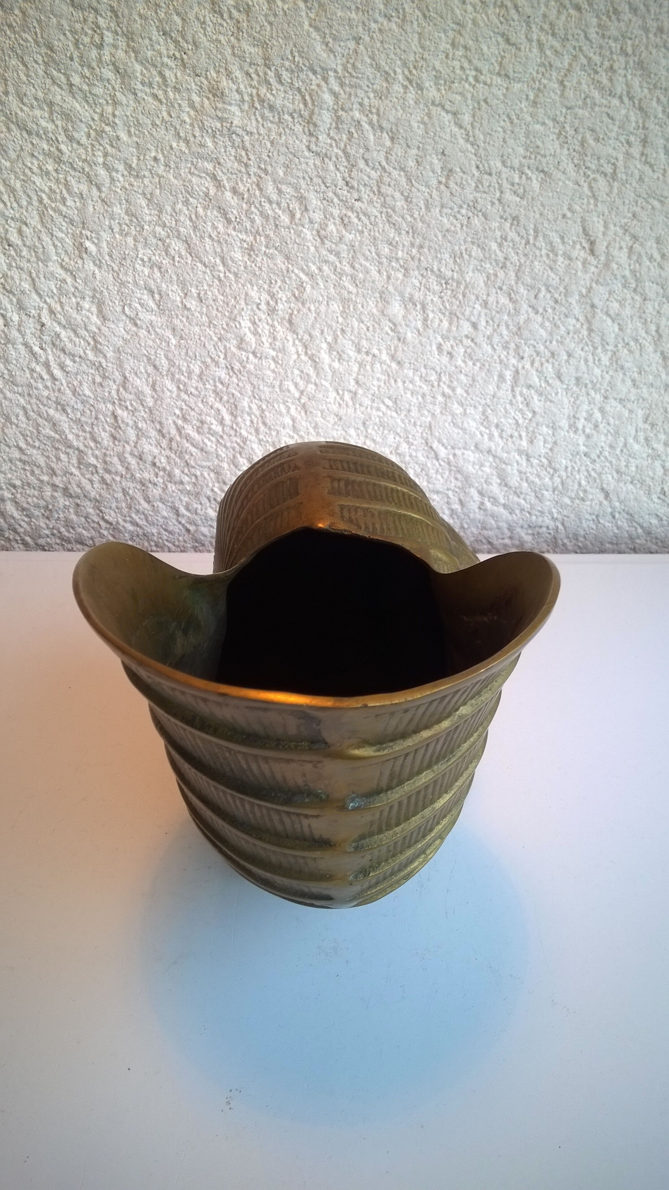 Brass nautil vase