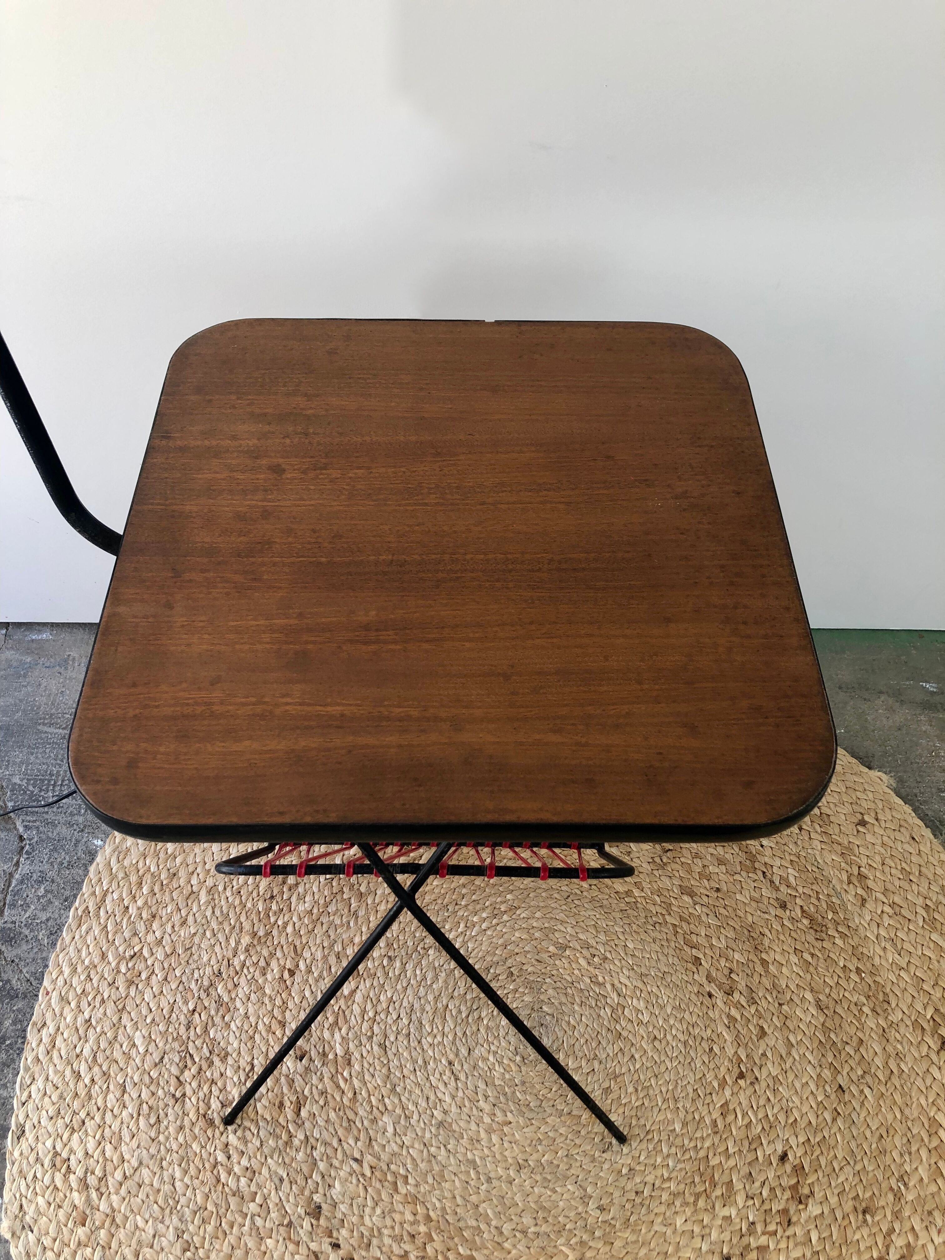 Reading floor lamp with magazine holders