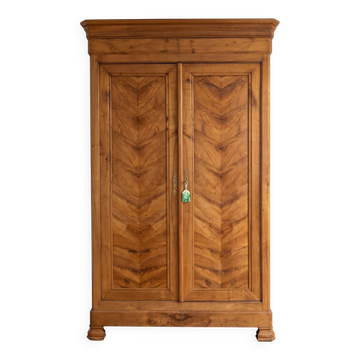 Antique walnut wardrobe with butterfly veneer Old Wood