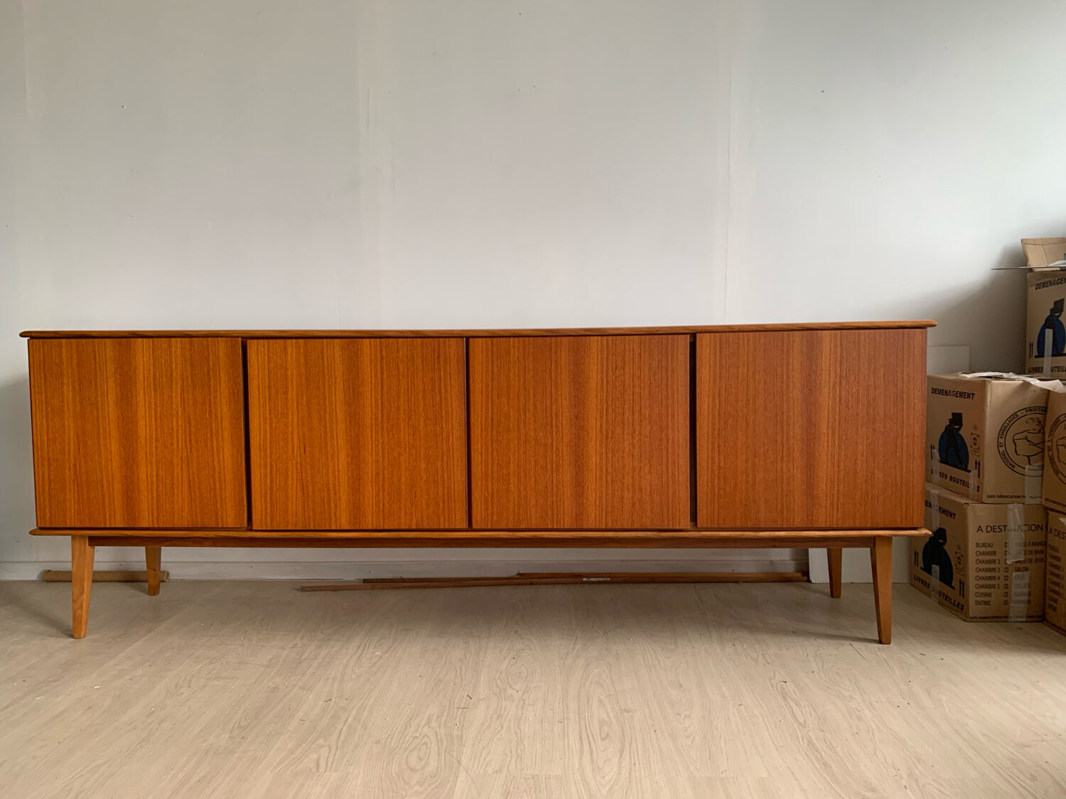 Enfilade scandinave vintage en teck