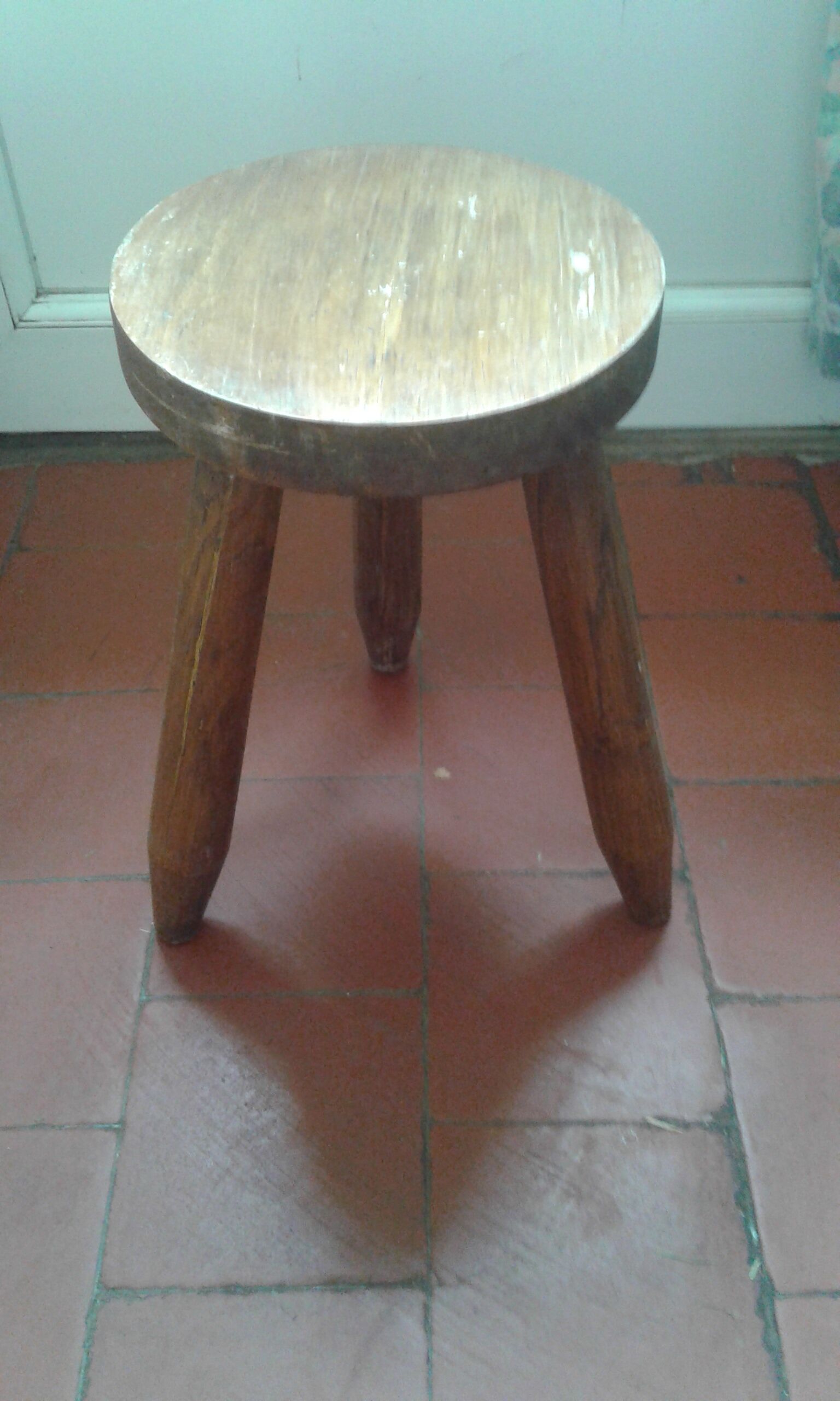 Tripod stool