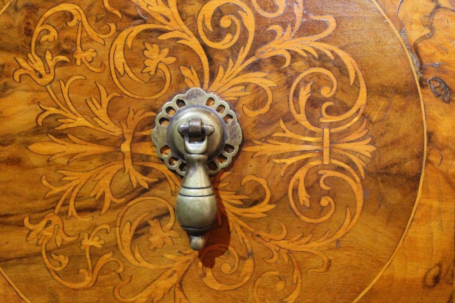 George II Burl Walnut and Marquetry Hightboard, 1890s