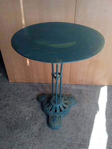 Bistro/garden gueridon table, early 20th century