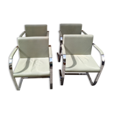 Fauteuils en cuir modèle 'brno' Ludwig  Mies Van der Rohe
