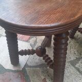 Table bas avec 2 petit tabouret