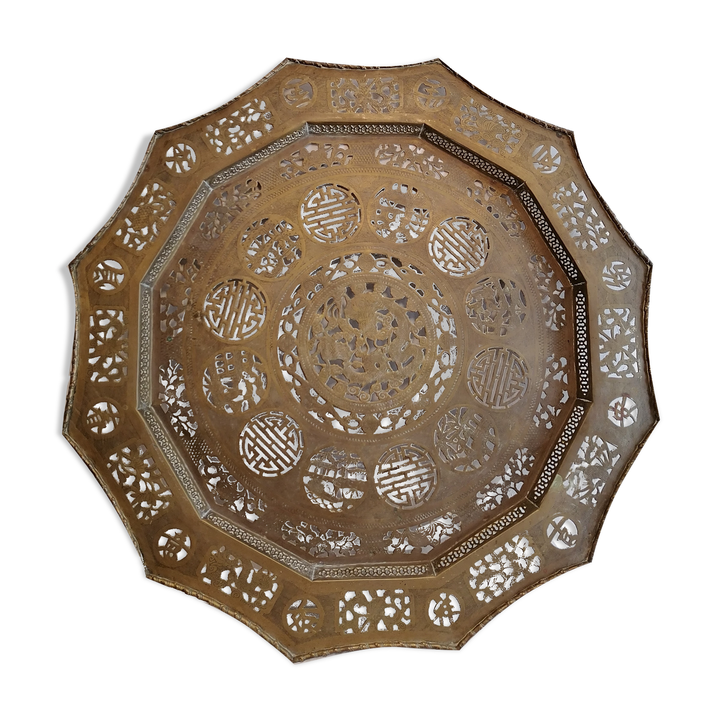 Openwork brass top. China 19 century. 12 sides. Asian art.