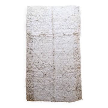 Vintage White Berber Rug - 318 x 180 cm