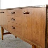 Buffet/Long John en teck « Avalon » du milieu du siècle. Style vintage élégant.