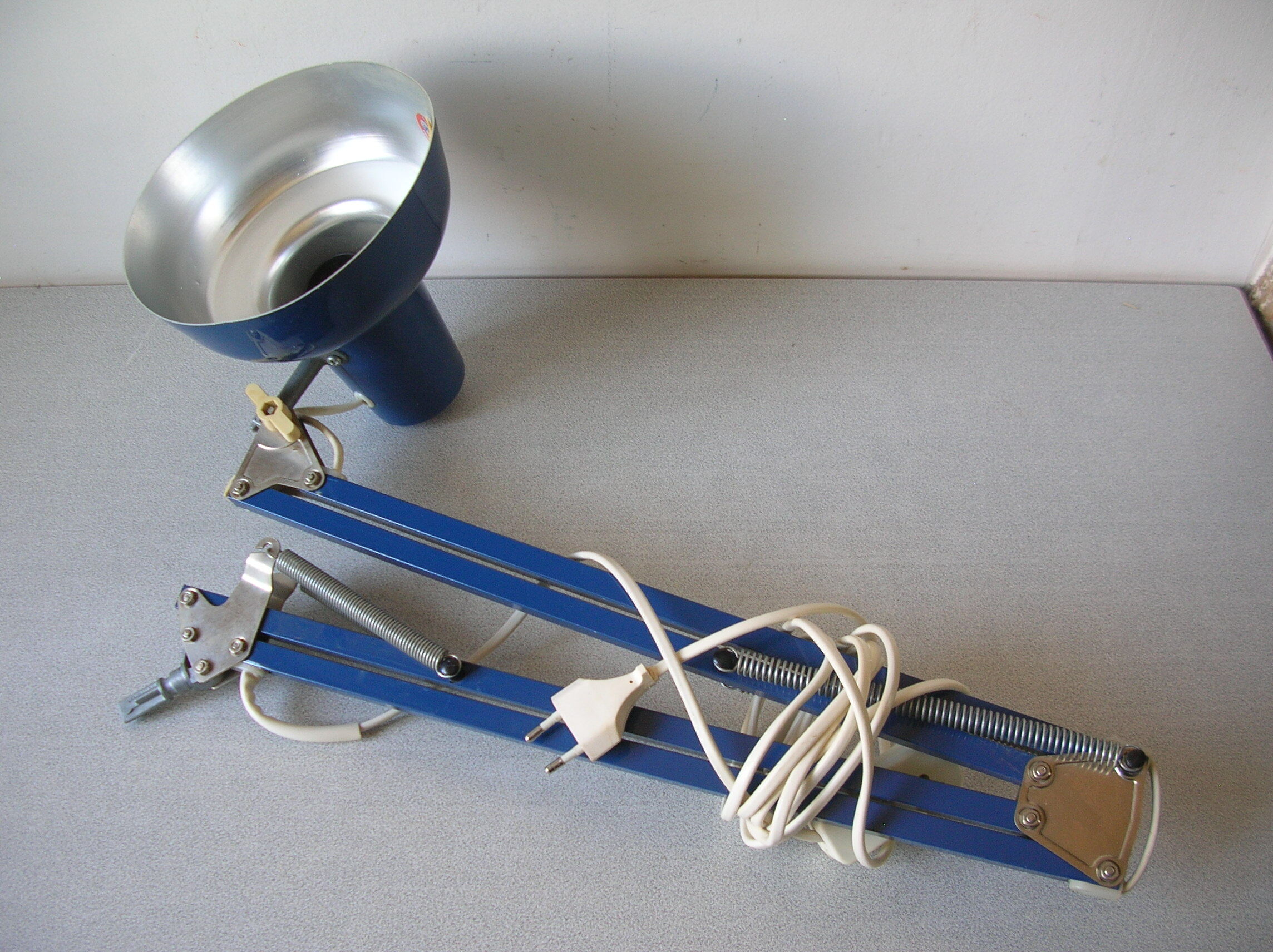 Old articulated architect office lamp