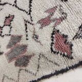 Vintage Berber rug 306 X 135 CM
