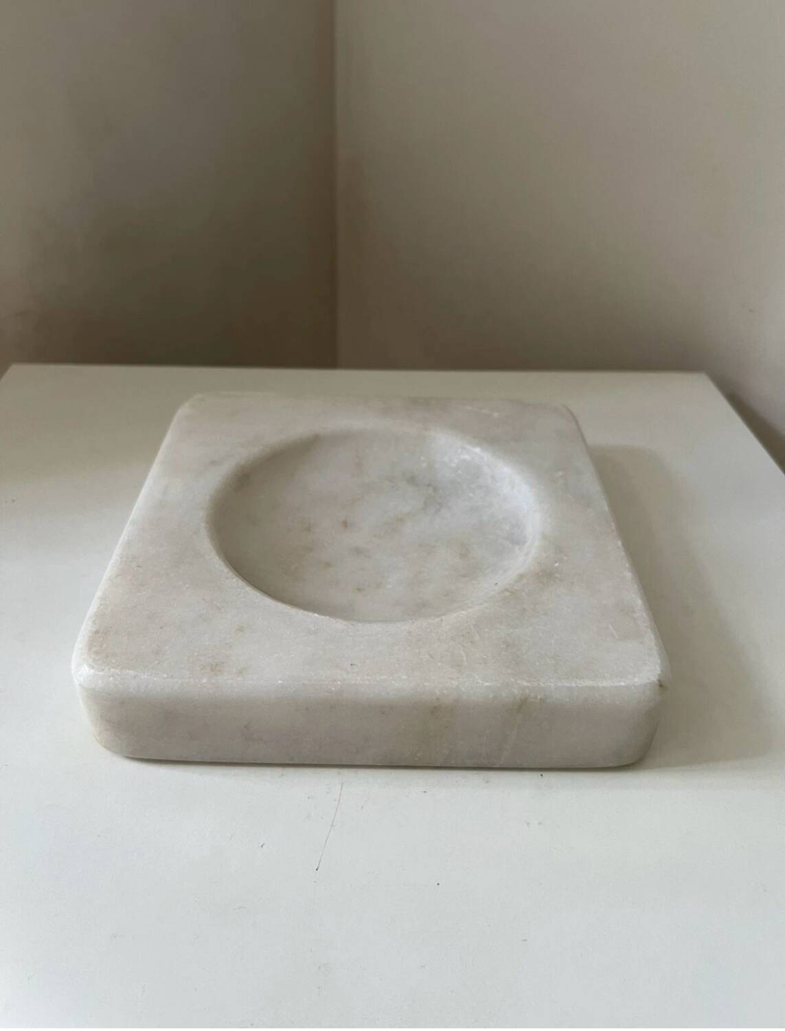 Vintage Italian hard stone white marble empty pocket