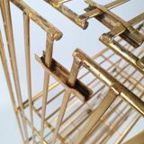 Modular gold metal wire shelf