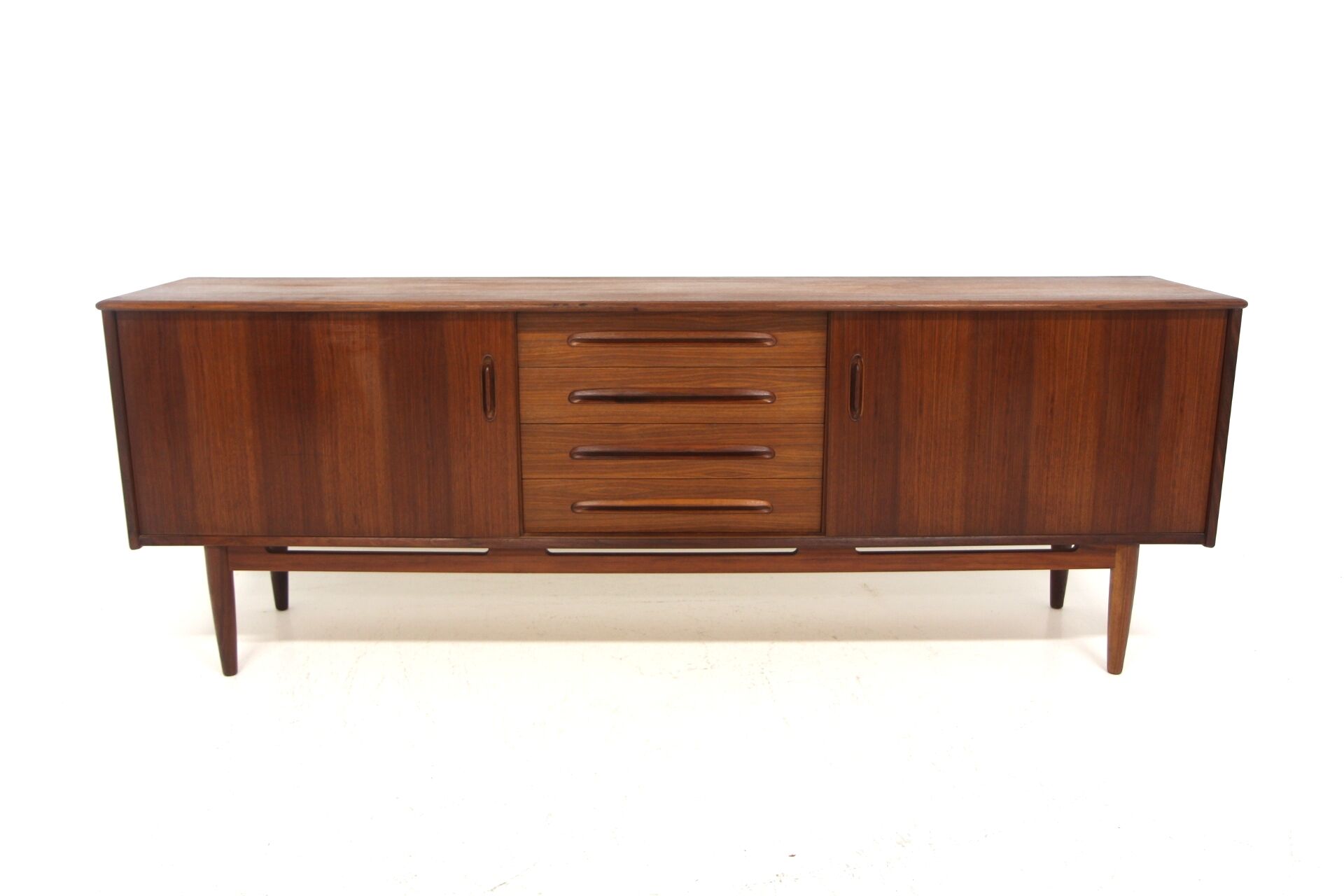 Scandinavian enfilade in rosewood "Cortina, Seffle Möbelfabrik, Sweden, 1960"
