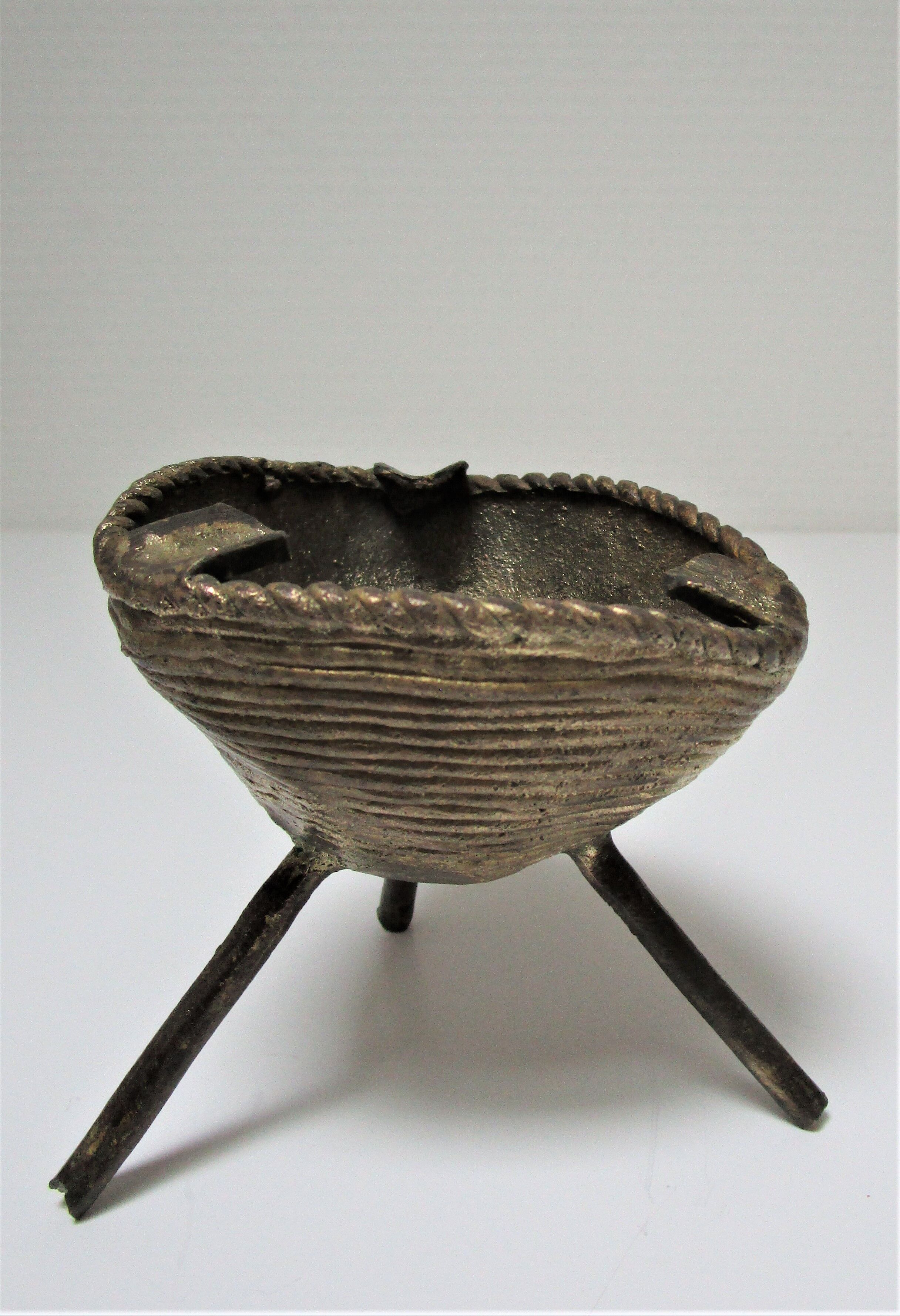 Brutalist ashtray sculptural tripod brass design 60s