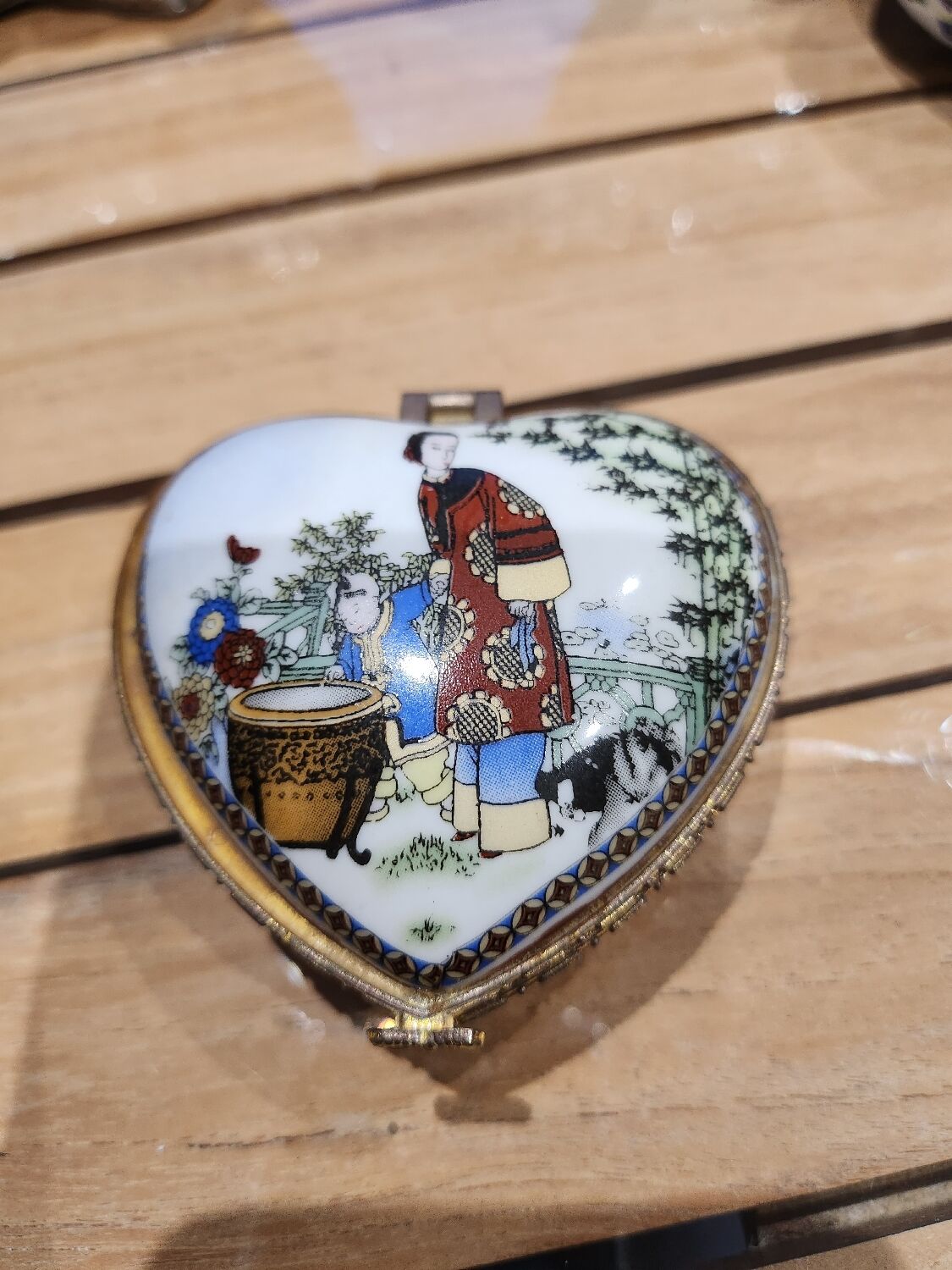Japan jewelry box